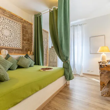 Vatican Borgo Pio Splendid Apartment-2